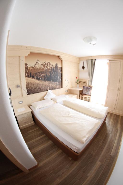 Hotel Val Сельва-ді-Валь-Гардена Номер фото